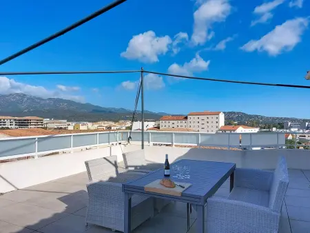 Penthouse La Boétie, 3 chambres et grande terrasse à Porto-Vecchio : photo 10