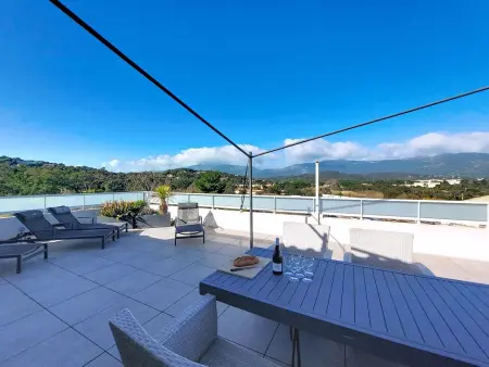 Penthouse La Boétie, 3 chambres et grande terrasse à Porto-Vecchio : photo 13