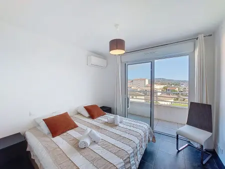 Penthouse La Boétie, 3 chambres et grande terrasse à Porto-Vecchio : photo 14