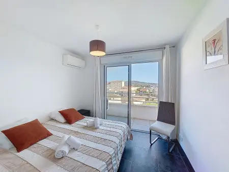 Penthouse La Boétie, 3 chambres et grande terrasse à Porto-Vecchio : photo 15