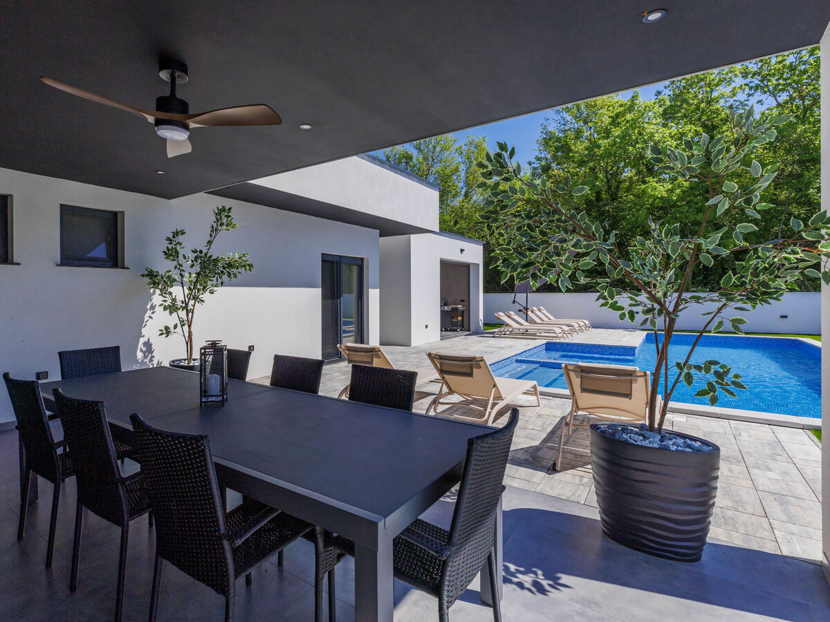 Villa De Karlo, piscine chauffée et sauna en Istrie - Photo 12