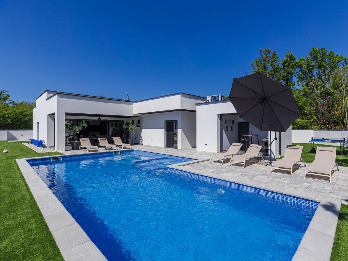 Villa De Karlo, piscine chauffée et sauna en Istrie - Photo 19