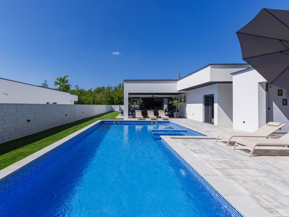 Villa De Karlo, piscine chauffée et sauna en Istrie - Photo 40