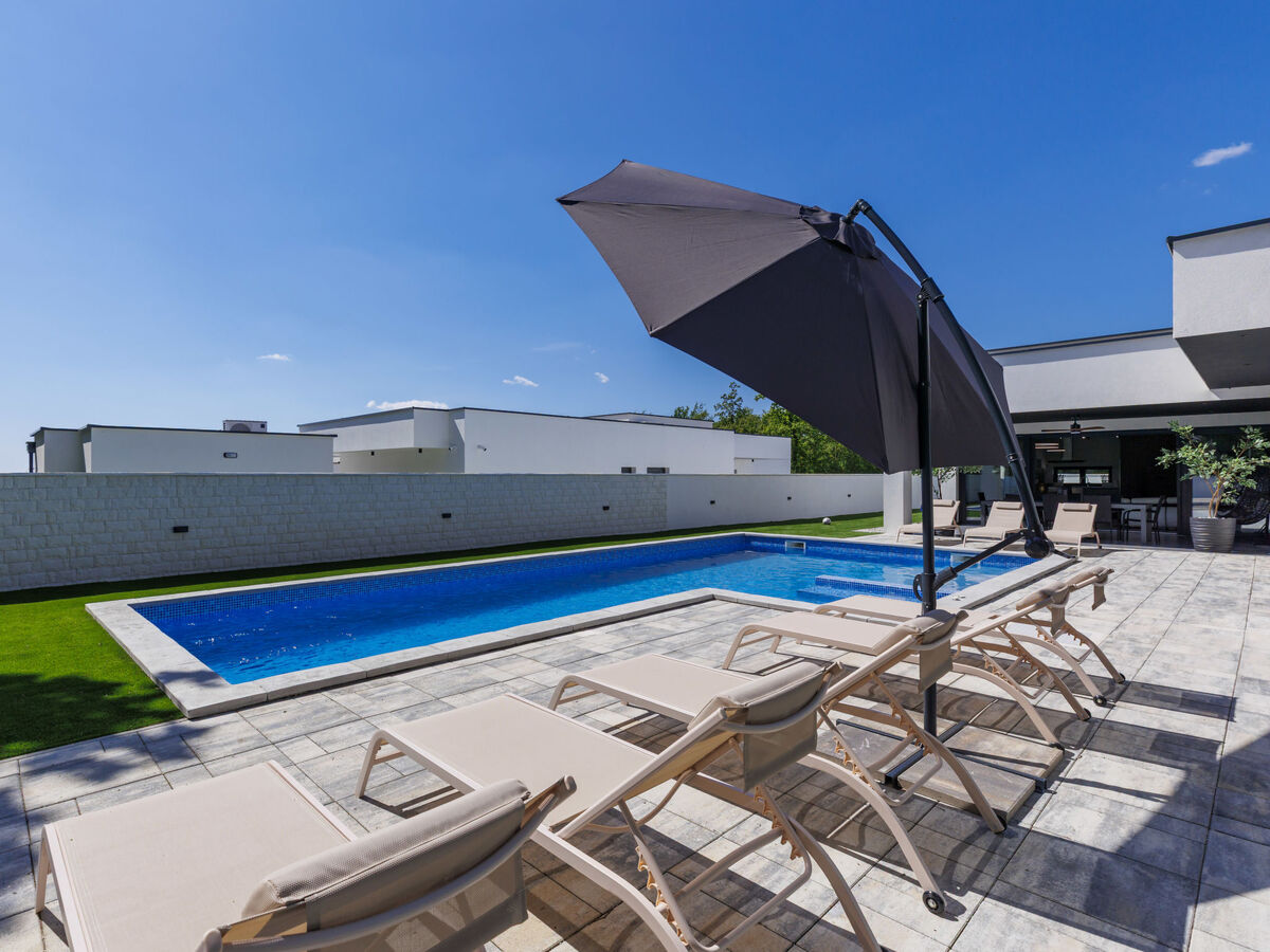 Villa De Karlo, piscine chauffée et sauna en Istrie - Photo 44