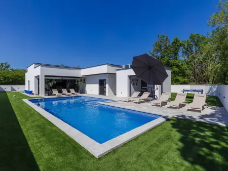 Villa De Karlo, piscine chauffée et sauna en Istrie