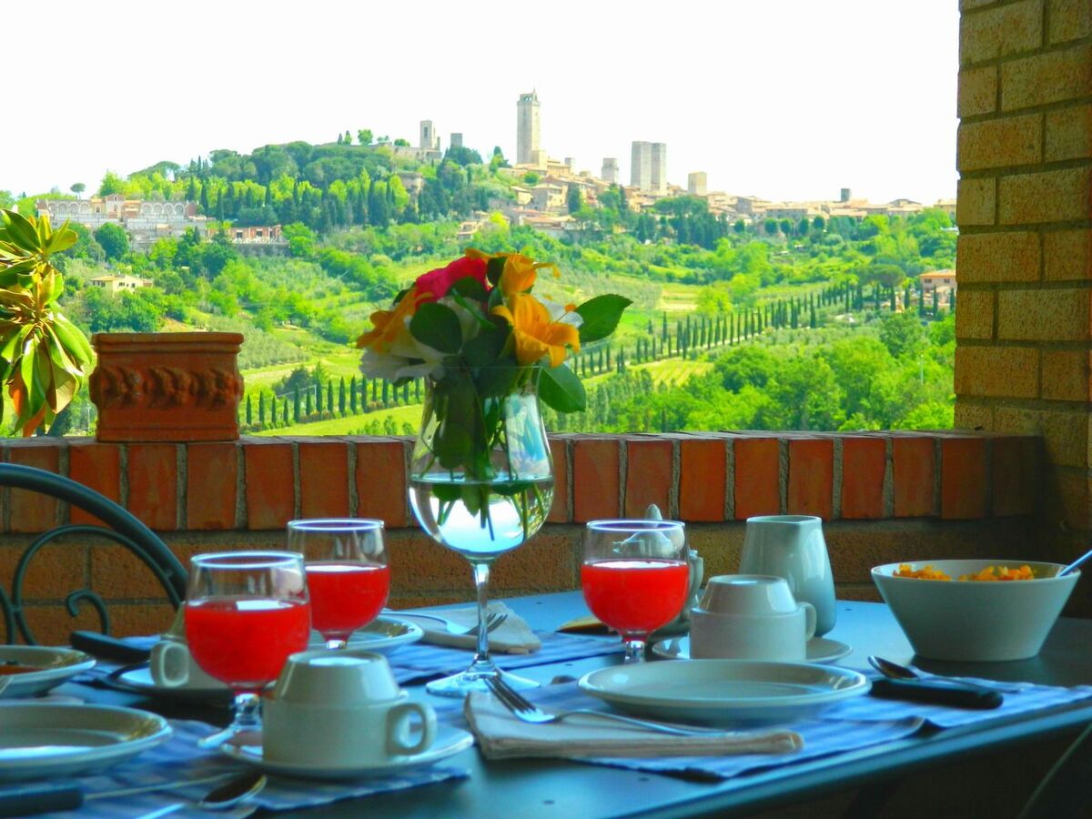 Villa Le Torri : 10 chambres, piscine & vue San Gimignano - Photo 11