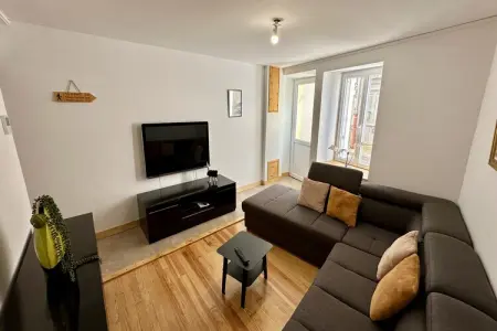 Location maison à Mont Dore, Sanctuaire luxuriant près de la forêt