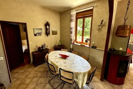 L'école du Hameau - Mont Dore 9 pers, Séjour familial pour 9 avec vue sur le jardin - Photo 4