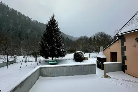 L'école du Hameau - Mont Dore 9 pers, Séjour familial pour 9 avec vue sur le jardin - Photo 10