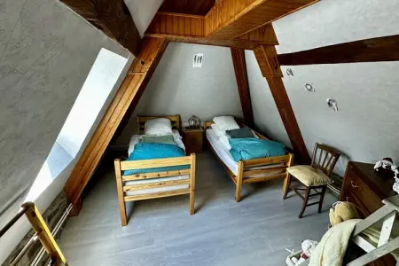 L'école du Hameau - Mont Dore 9 pers, Séjour familial pour 9 avec vue sur le jardin - Photo 21