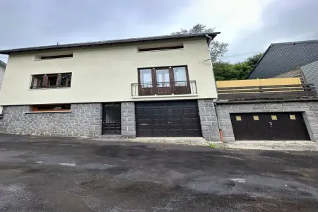 Location maison à Mont Dore, Séjour familial spacieux au Mont-Dore