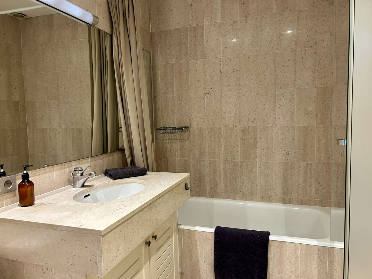 Studio vue mer 10e étage à Villeneuve-Loubet - Photo 13