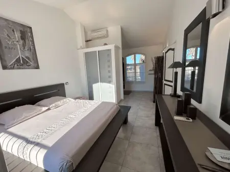 Maison 5 chambres piscine privée à Port Grimaud : photo 23