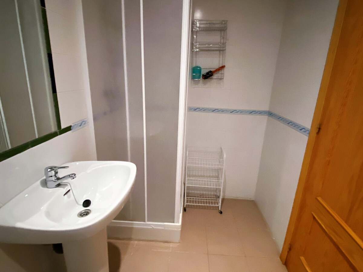 Appartement 89 m² vue mer, terrasse, piscine à Benidorm - Photo 18