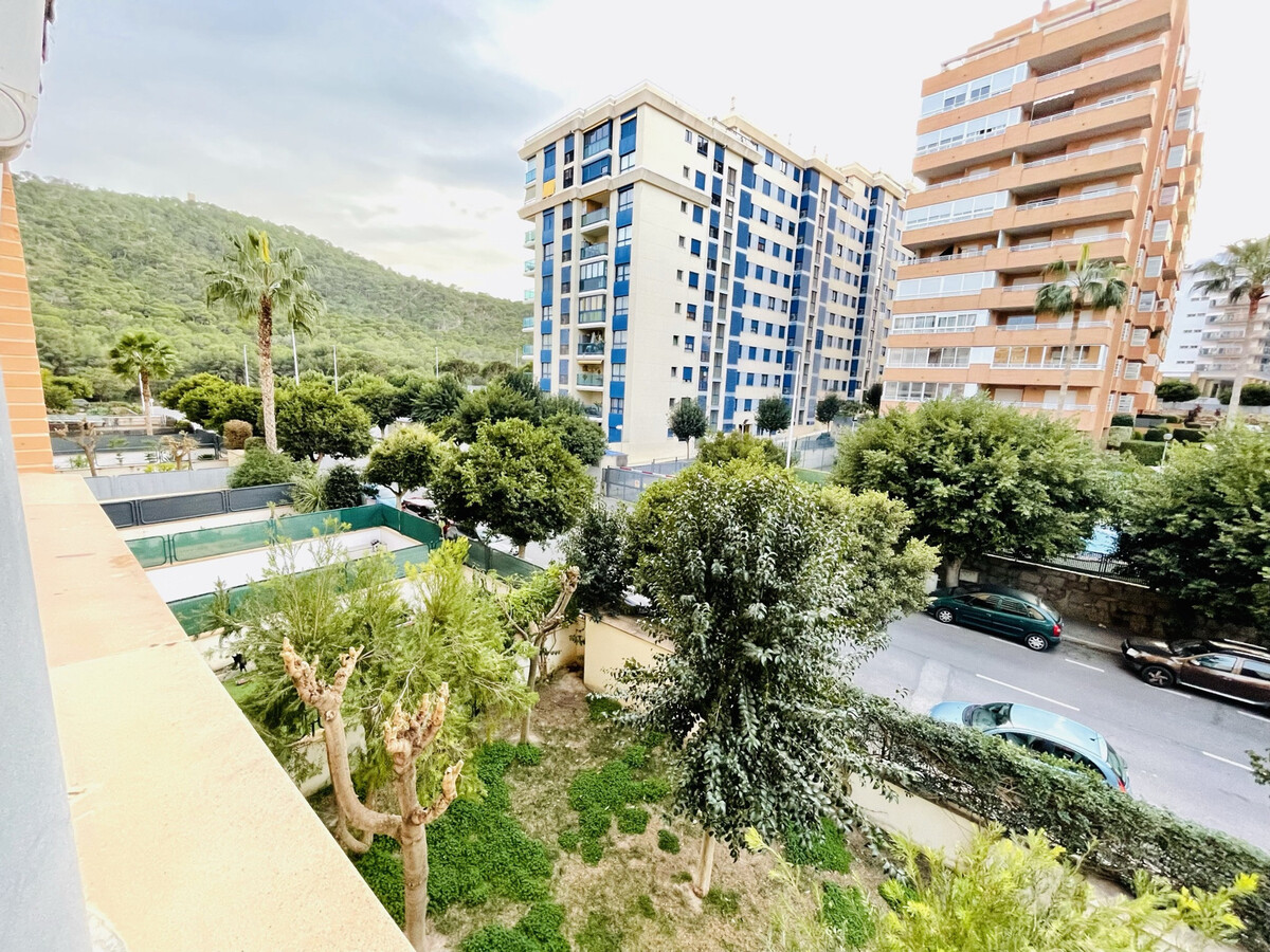 Appartement 50m² terrasse, garage et piscine à Villajoyosa - Photo 7