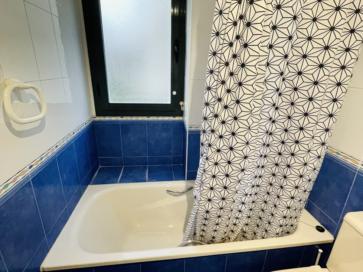 Appartement 50m² terrasse, garage et piscine à Villajoyosa - Photo 12