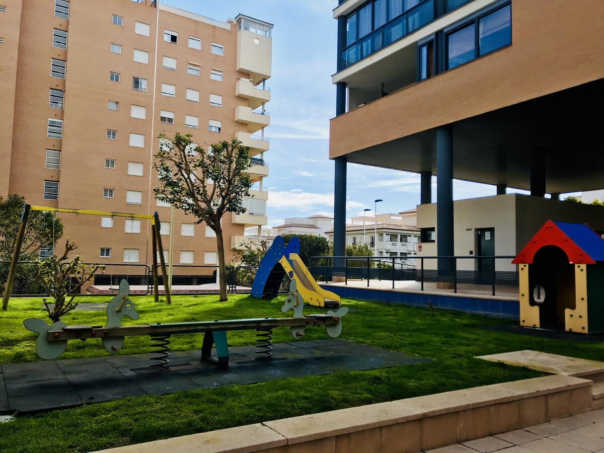 Appartement 50m² terrasse, garage et piscine à Villajoyosa - Photo 16