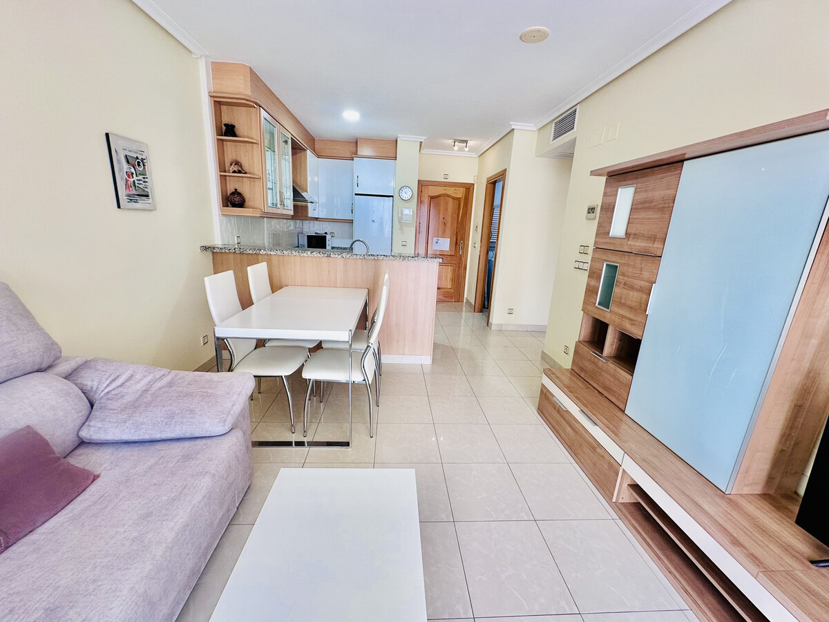 Appartement 79 m² avec terrasse, parking et piscine - Photo 4