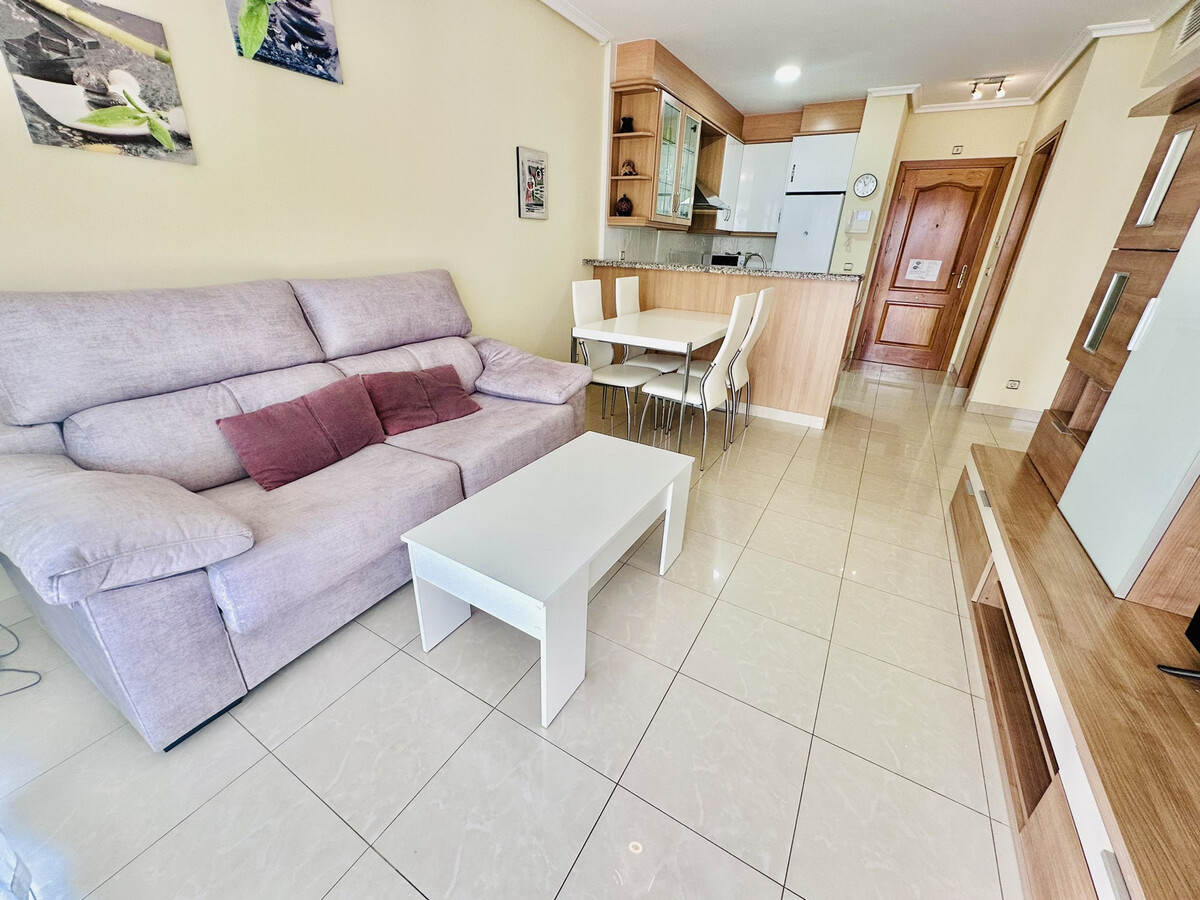 Appartement 79 m² avec terrasse, parking et piscine - Photo 6