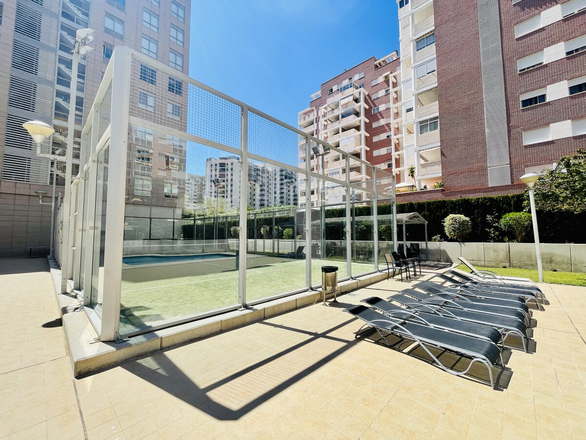 Appartement 79 m² avec terrasse, parking et piscine - Photo 20
