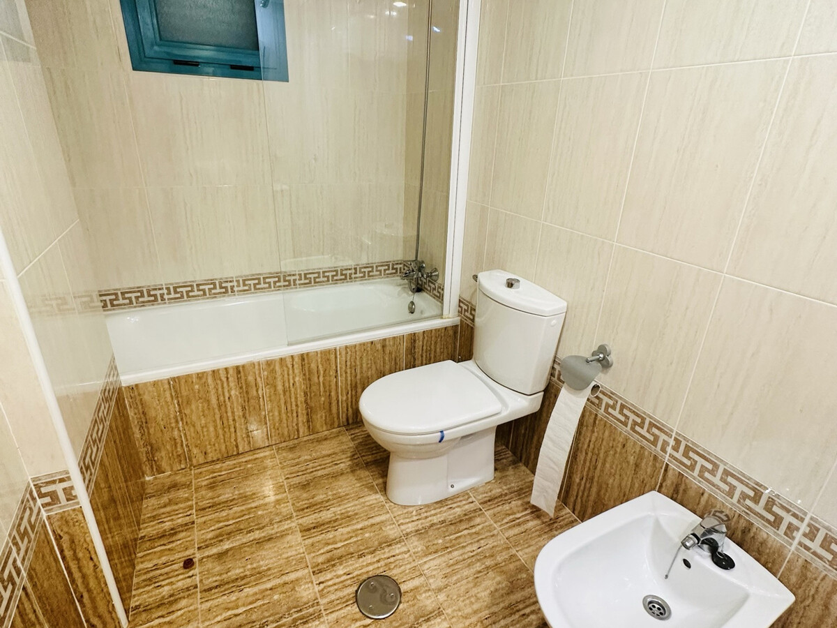 Appartement 24e étage vue mer, piscine, parking - Photo 12