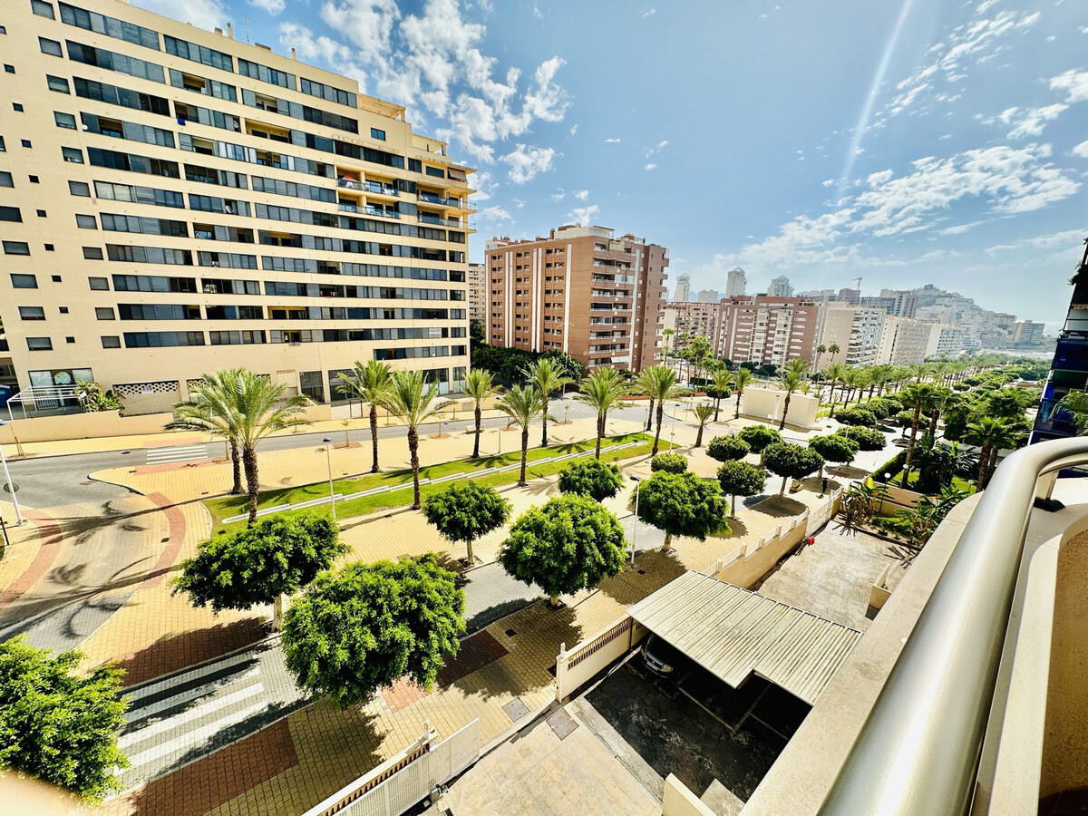 Appartement 5 pers, 88 m², terrasse et piscine à La Vila Joiosa - Photo 5