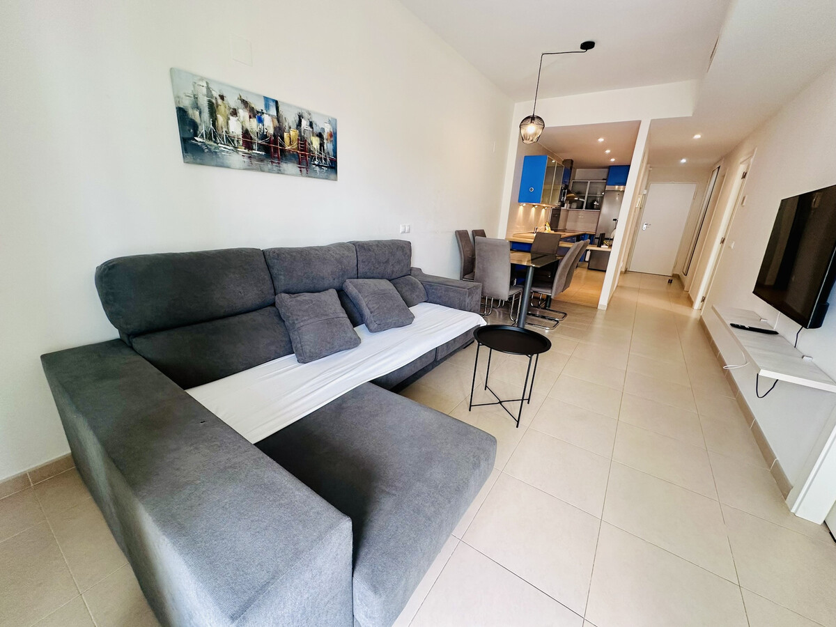 Appartement 2 chambres, 8e étage, 350m de la plage - Photo 2