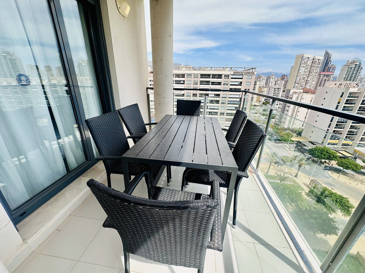Appartement 2 chambres, 8e étage, 350m de la plage - Photo 7