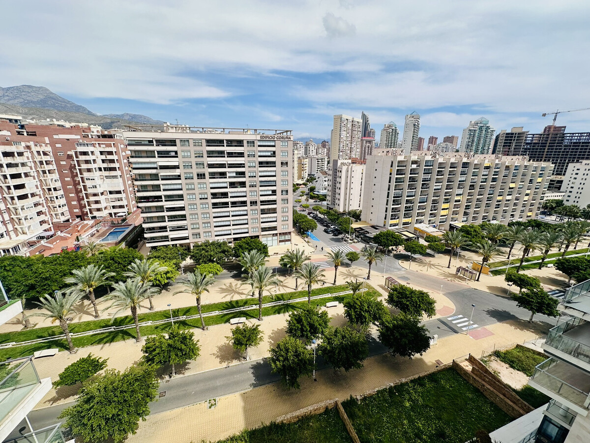 Appartement 2 chambres, 8e étage, 350m de la plage - Photo 8