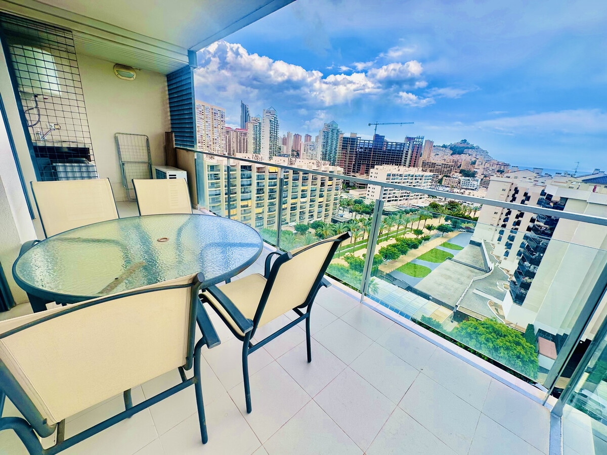 Appartement 10e étage avec vue, piscine et garage à Villajoyosa - Photo 1