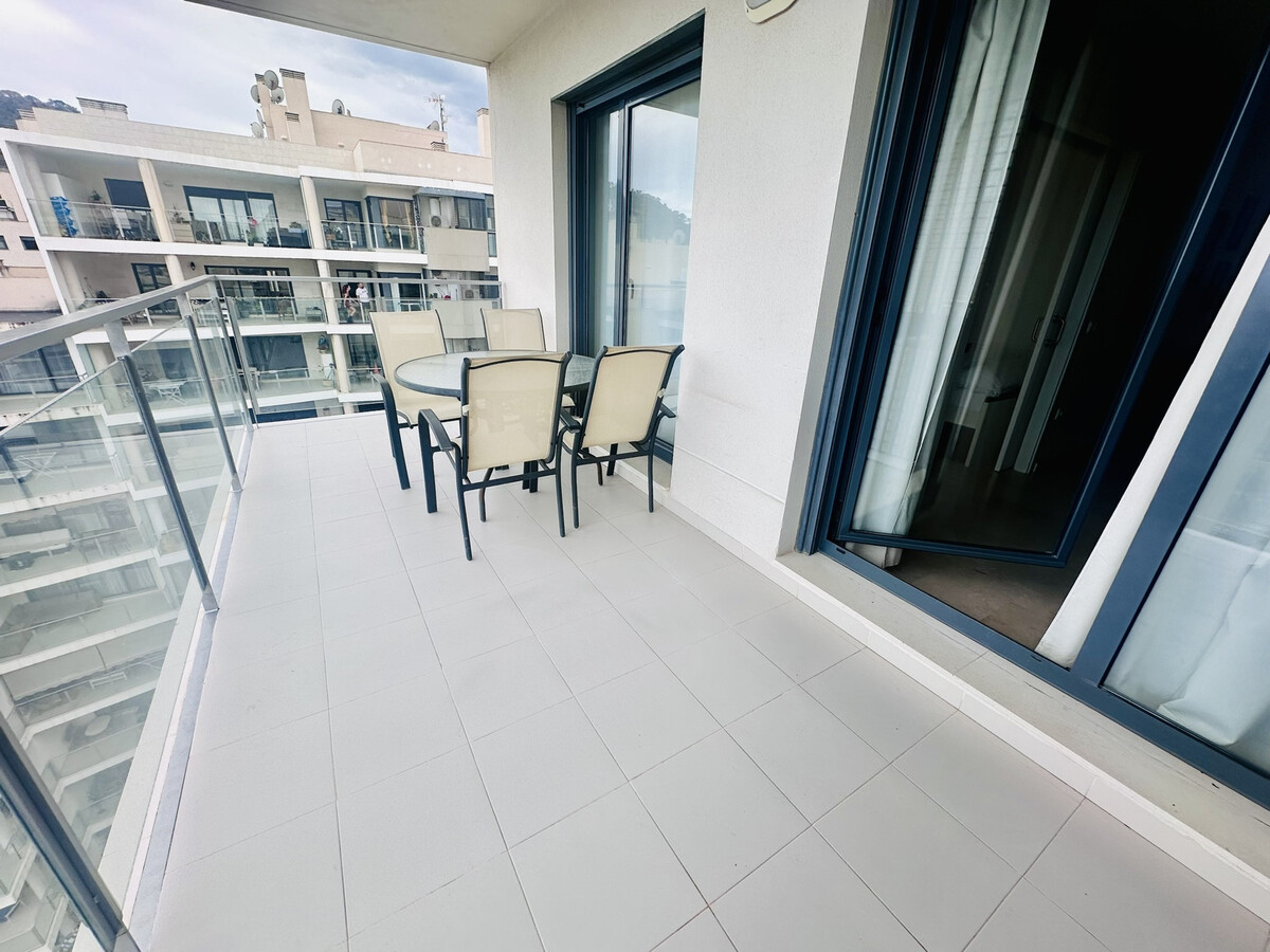 Appartement 10e étage avec vue, piscine et garage à Villajoyosa - Photo 3