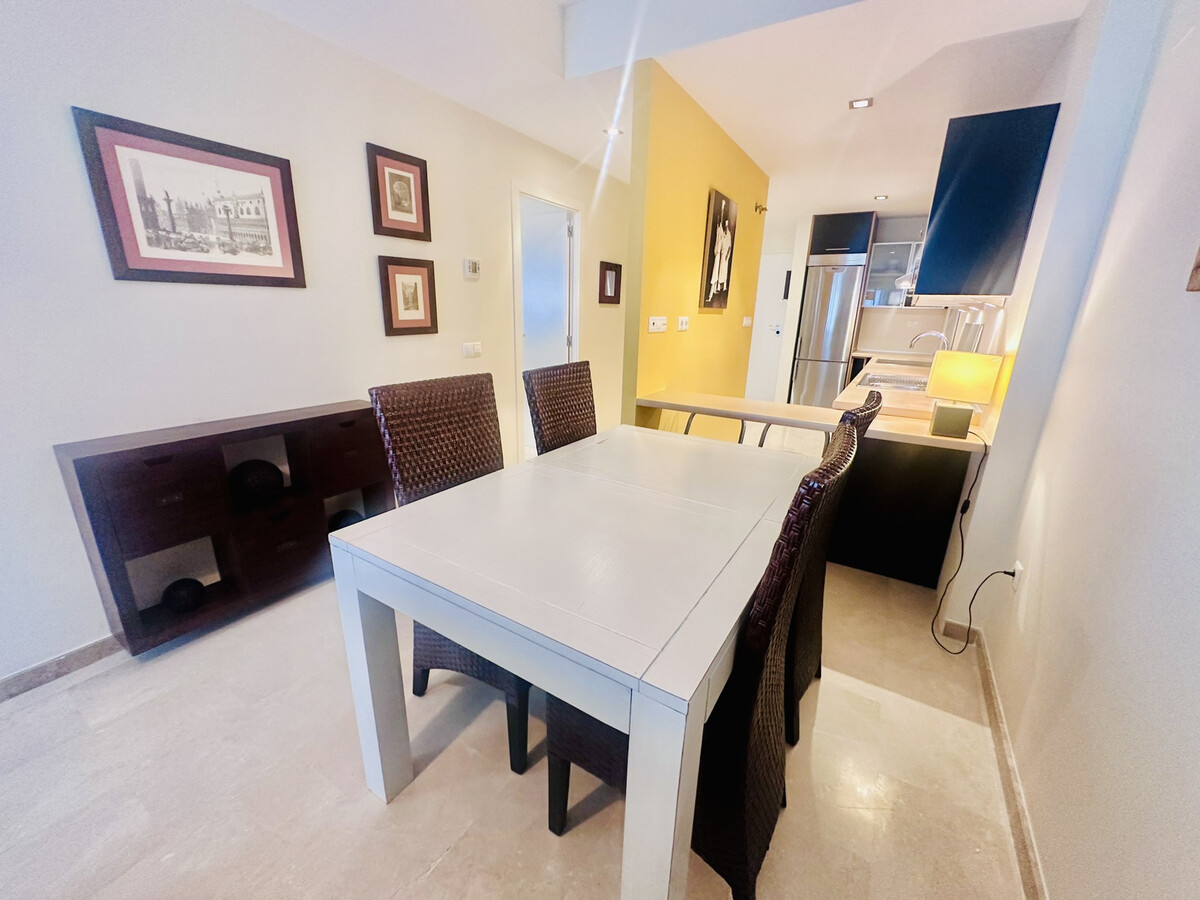 Appartement 10e étage avec vue, piscine et garage à Villajoyosa - Photo 7