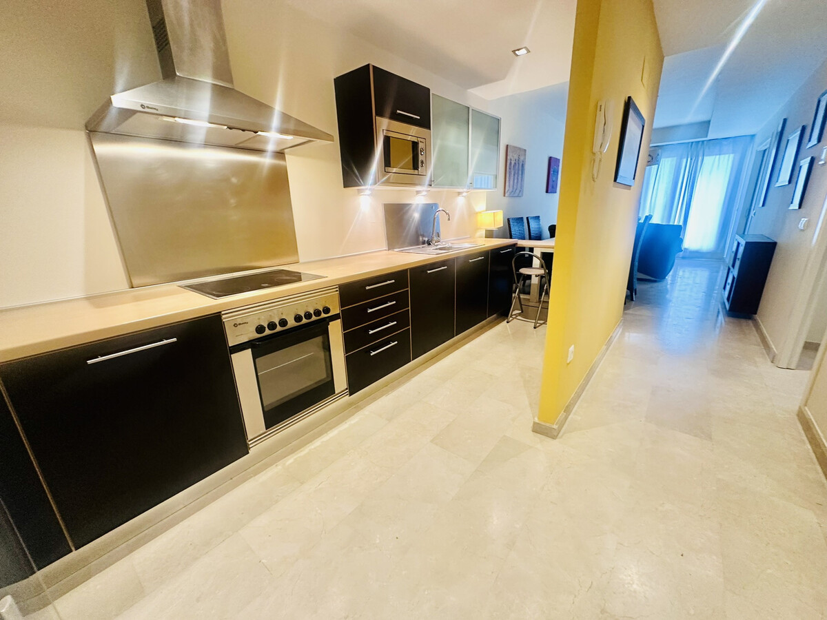 Appartement 10e étage avec vue, piscine et garage à Villajoyosa - Photo 13