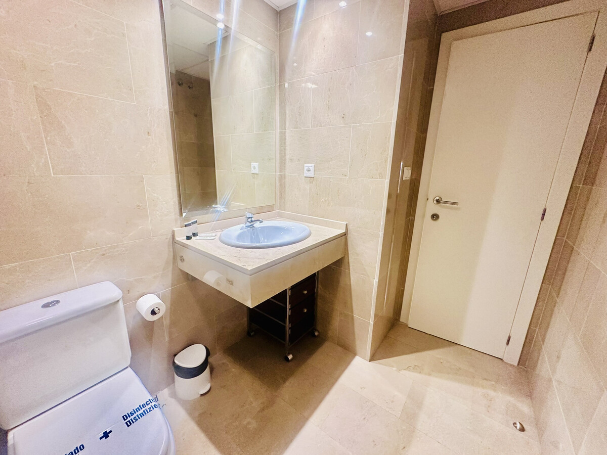 Appartement 10e étage avec vue, piscine et garage à Villajoyosa - Photo 19