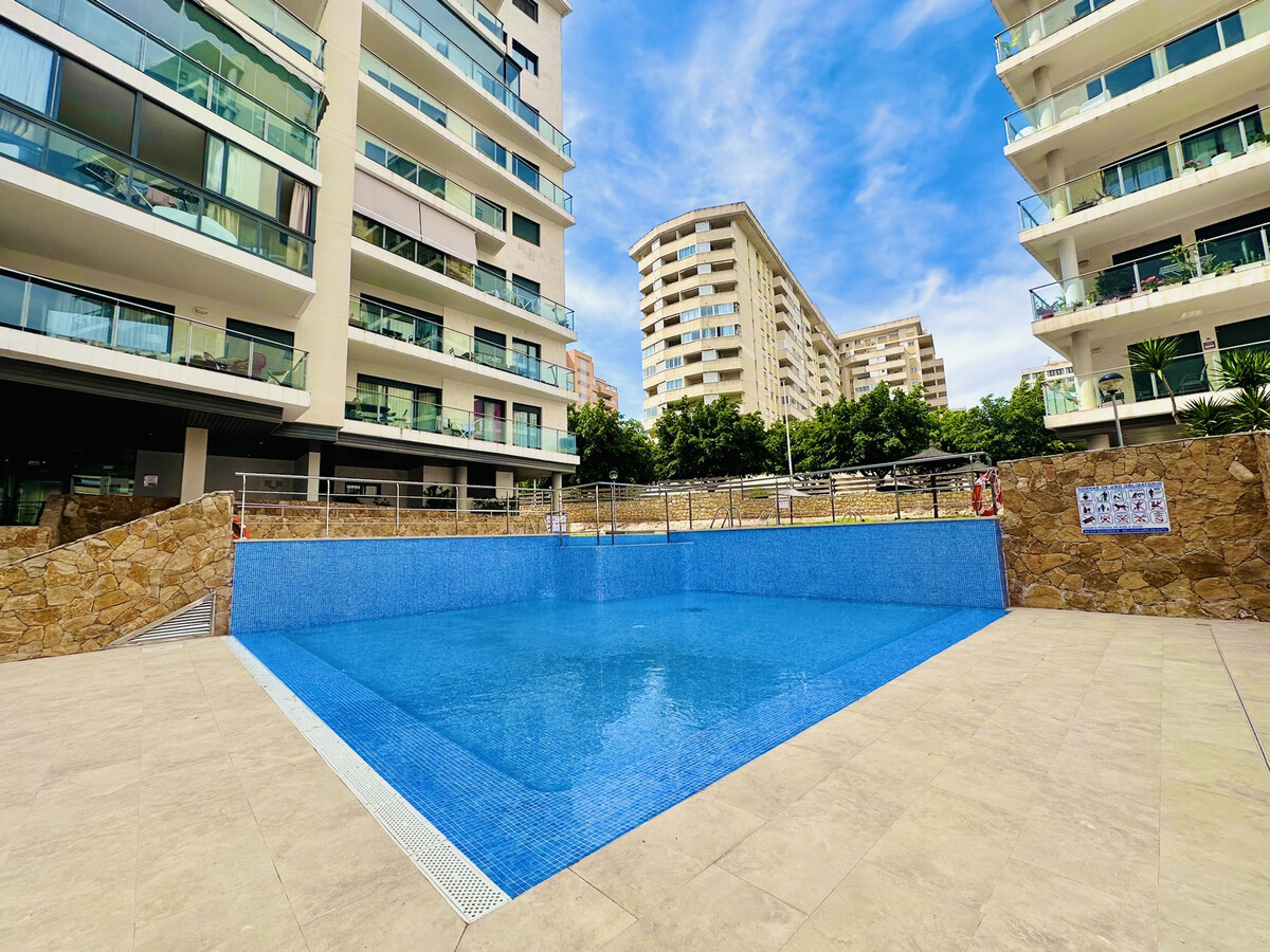 Appartement 10e étage avec vue, piscine et garage à Villajoyosa - Photo 21