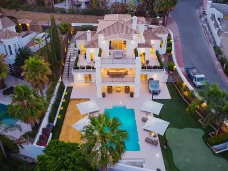 Villa de luxe vue montagne - 6 ch., Location Villa 12 personnes à Marbella - Photo 12