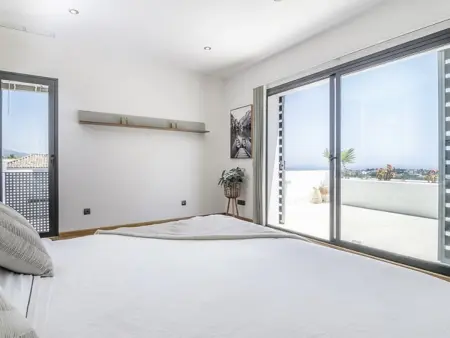 Villa 6 chambres avec piscine débordement à Benahavís : photo 22
