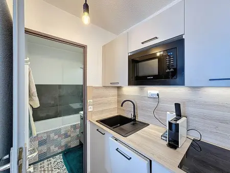 Appartement 2 pièces Les Menuires - Parking Inclus : photo 2
