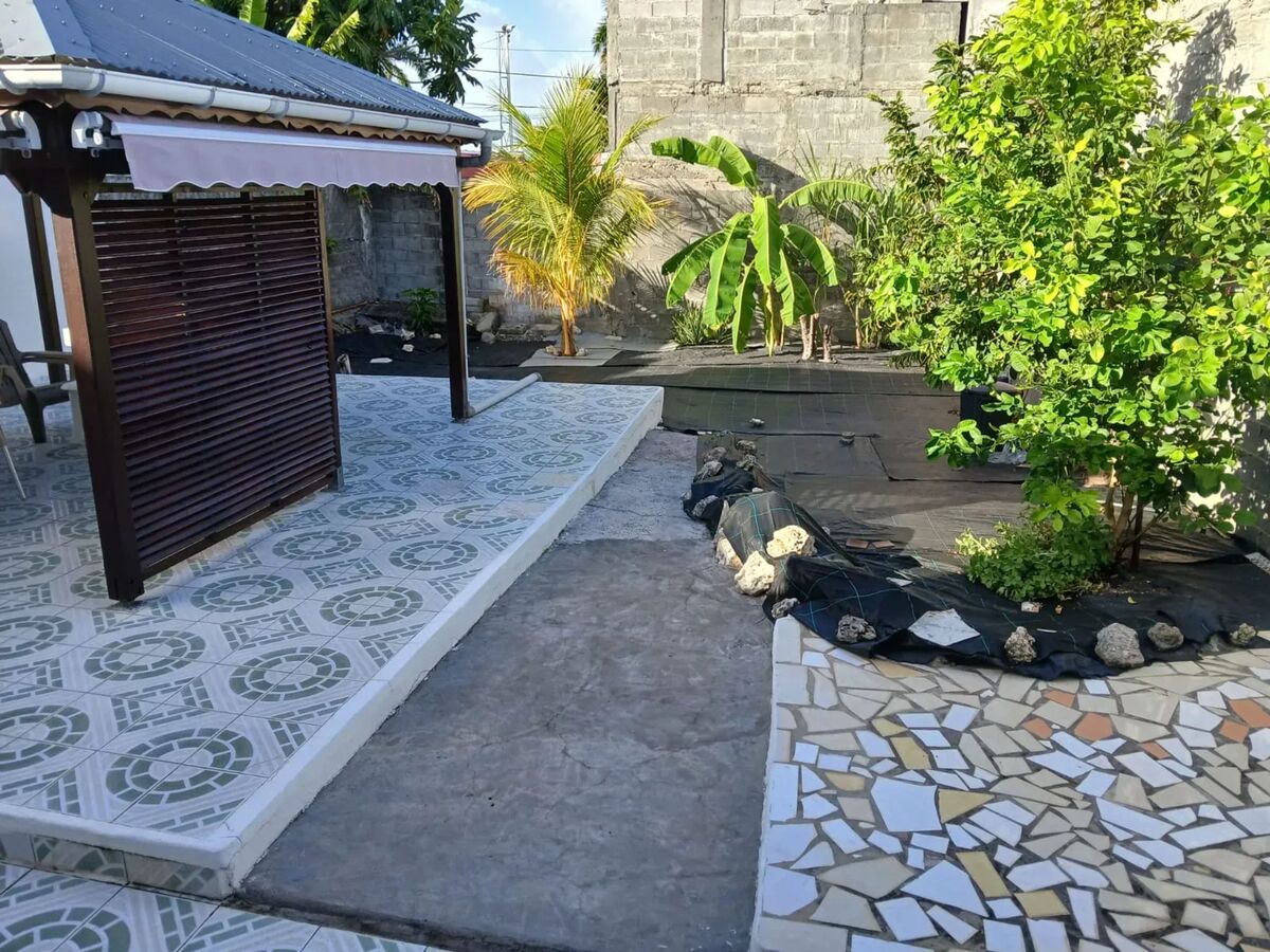 Maison 50 m² Le Moule : jardin clos et terrasse privée - Photo 5