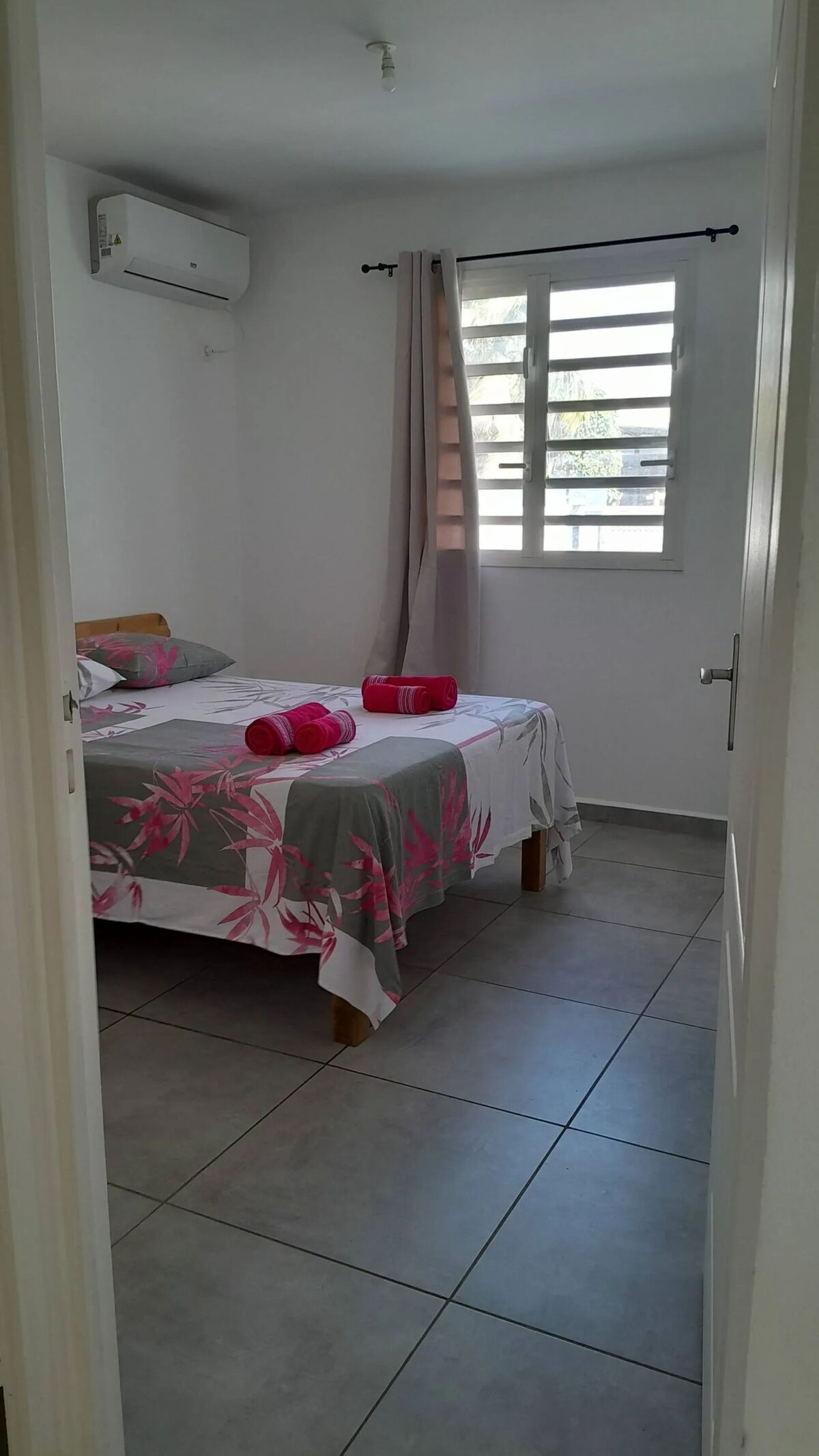 Maison 4 pers. avec piscine partagée aux Abymes - Photo 19
