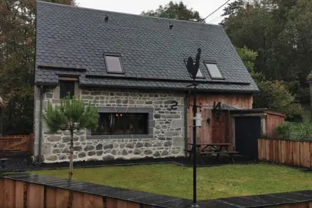 Buron Lou Fenestrou Le Mont Dore 4pers, Gîte familial rustique au Mont-Dore - Photo 4
