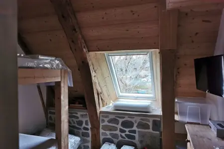Buron Lou Fenestrou Le Mont Dore 4pers, Gîte familial rustique au Mont-Dore - Photo 7