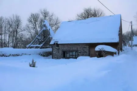 Buron Lou Fenestrou Le Mont Dore 4pers, Gîte familial rustique au Mont-Dore - Photo 15