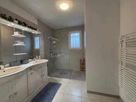 Gîte Virginia à Cusset, 6 pers., jardin et parking : photo 14