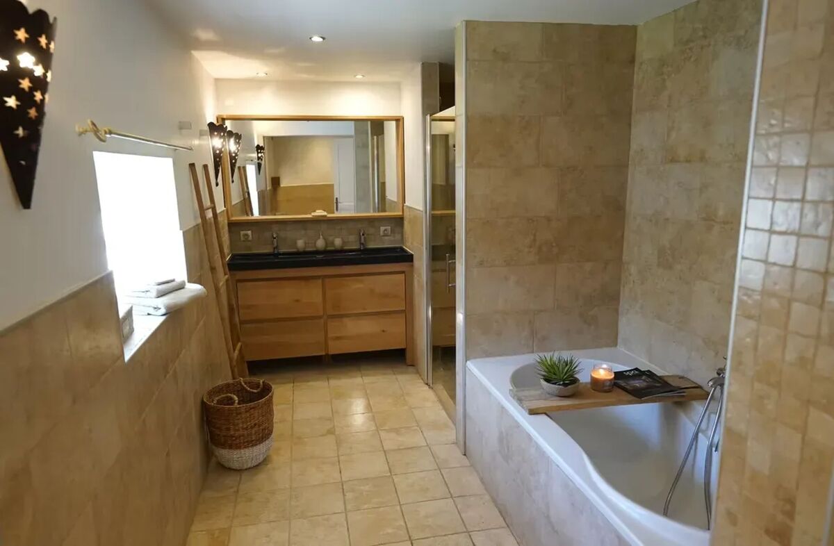 Maison 250 m² avec piscine, salle de jeux à Maleville - Photo 12