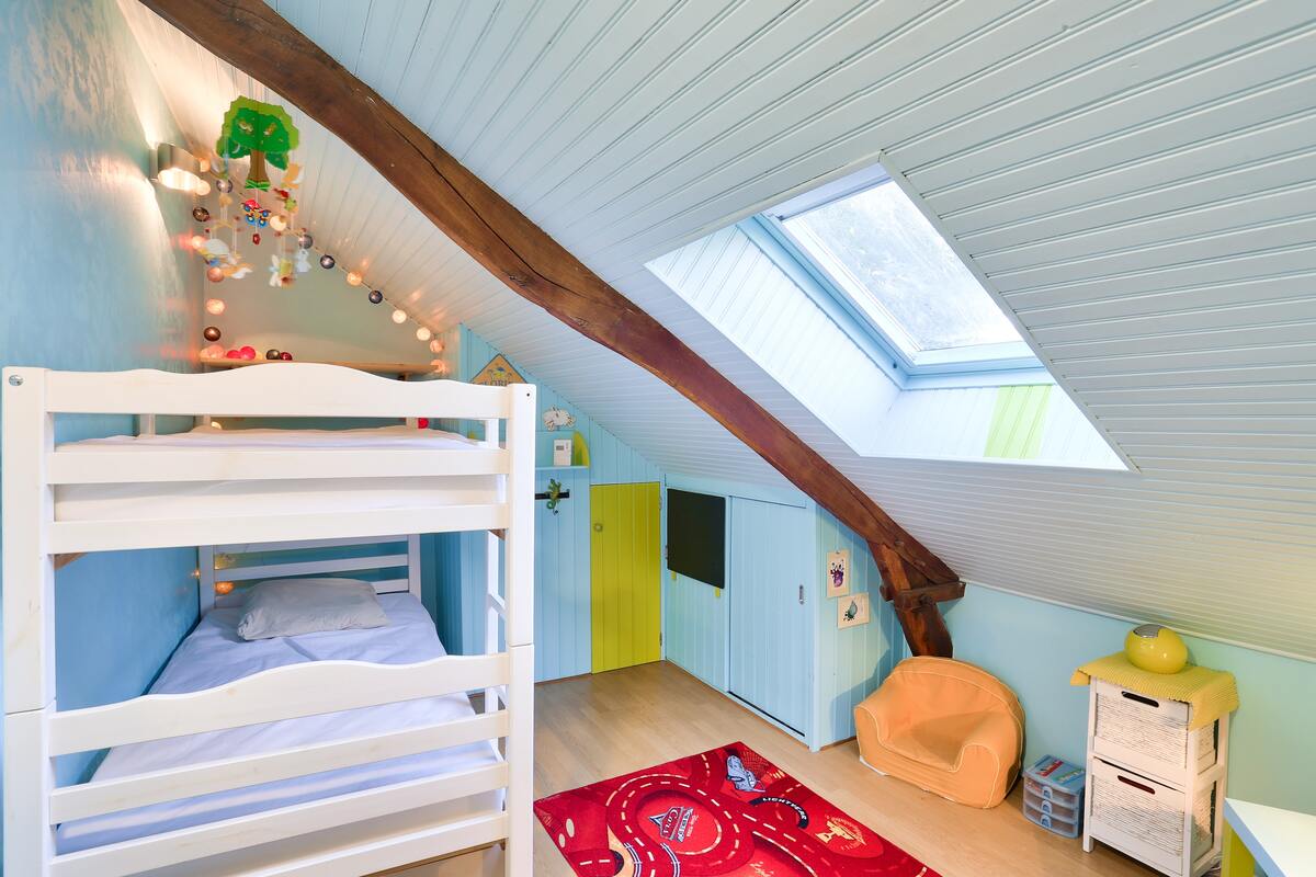 Maison 4 chambres Sainte-Marie, jardin 4000 m² avec GR 39 - Photo 6