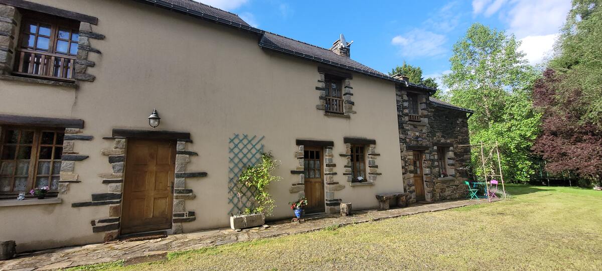 Maison 4 chambres Sainte-Marie, jardin 4000 m² avec GR 39 - Photo 8