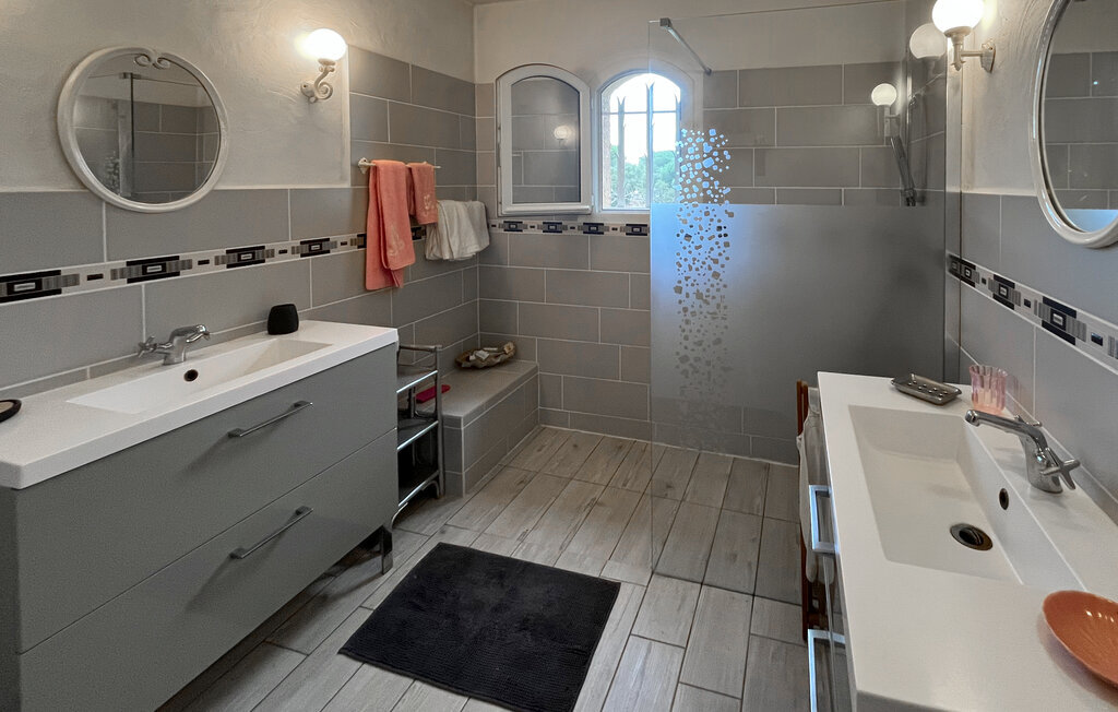 Maison 4 chambres avec piscine à Roquebrune sur Argens - Photo 16