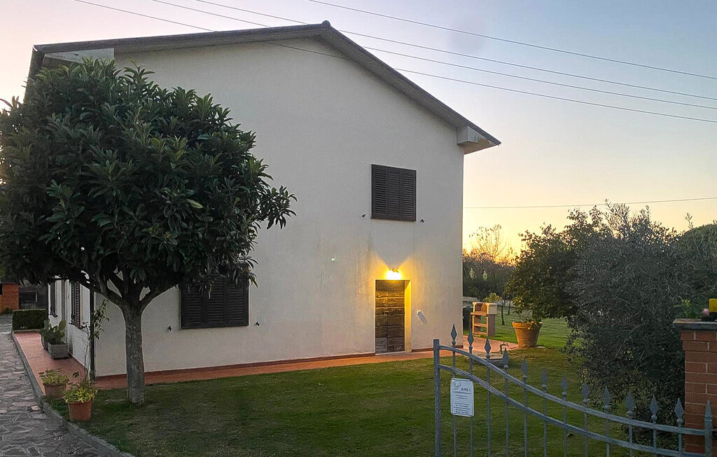 Maison 8 personnes à Lari - Photo 11