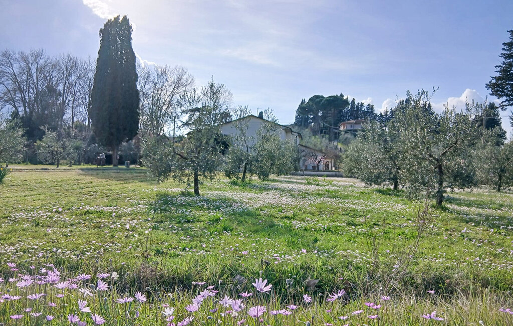 Maison 8 personnes à Lari - Photo 15